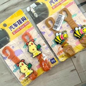 Car headrest hangers